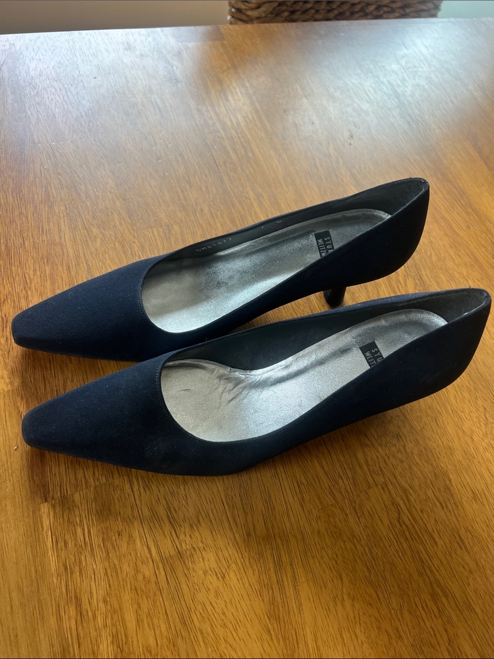 Stuart Weitzman Black Pointed-Toe Kitten Heel Pumps